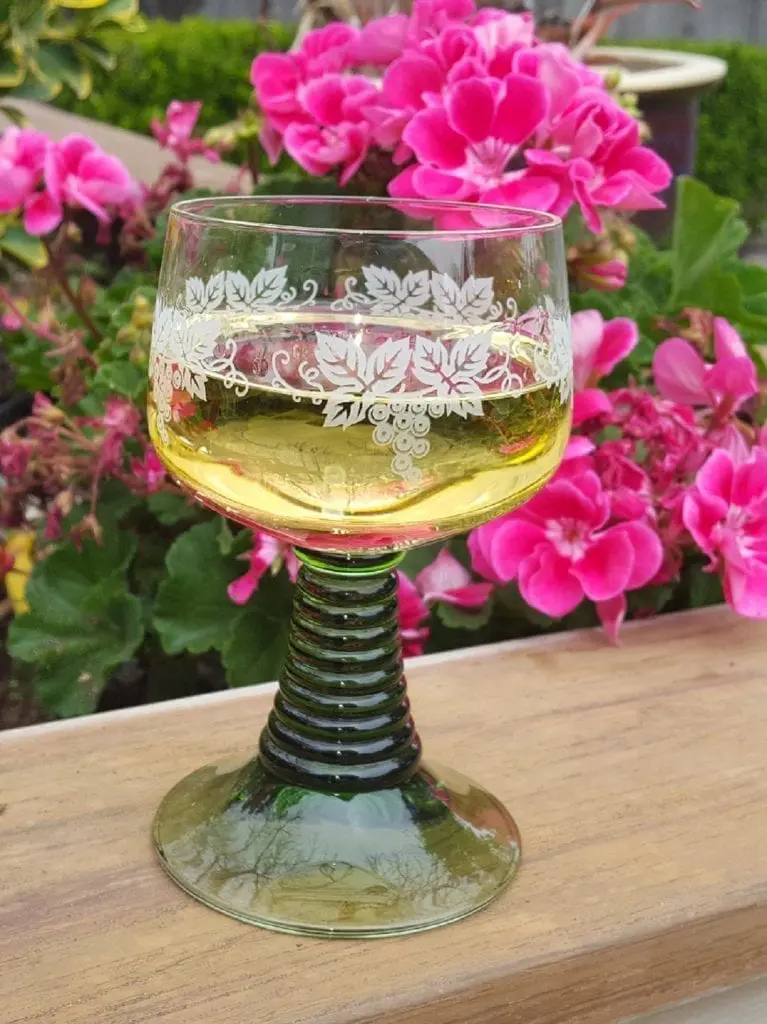 German Rhein Wine Roemer Goblet Glass Grapes Decoration