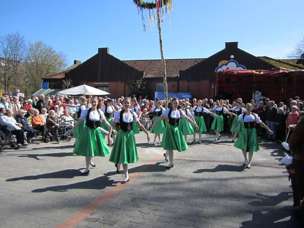 What is Maifest