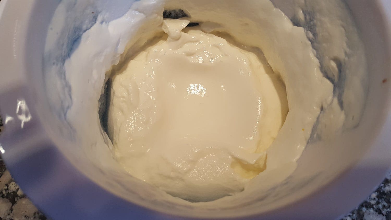 How to Make Quark Make Creamy German Quark with a Yogurt Maker