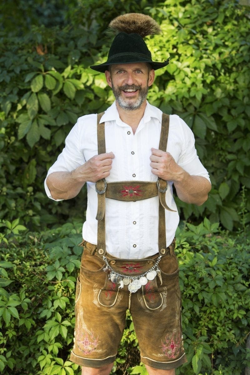 What is a Charivari? Learn more about these Lederhosen Chains