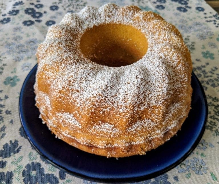 Bundt Cake History How did a Gugelhupf a Bundt?