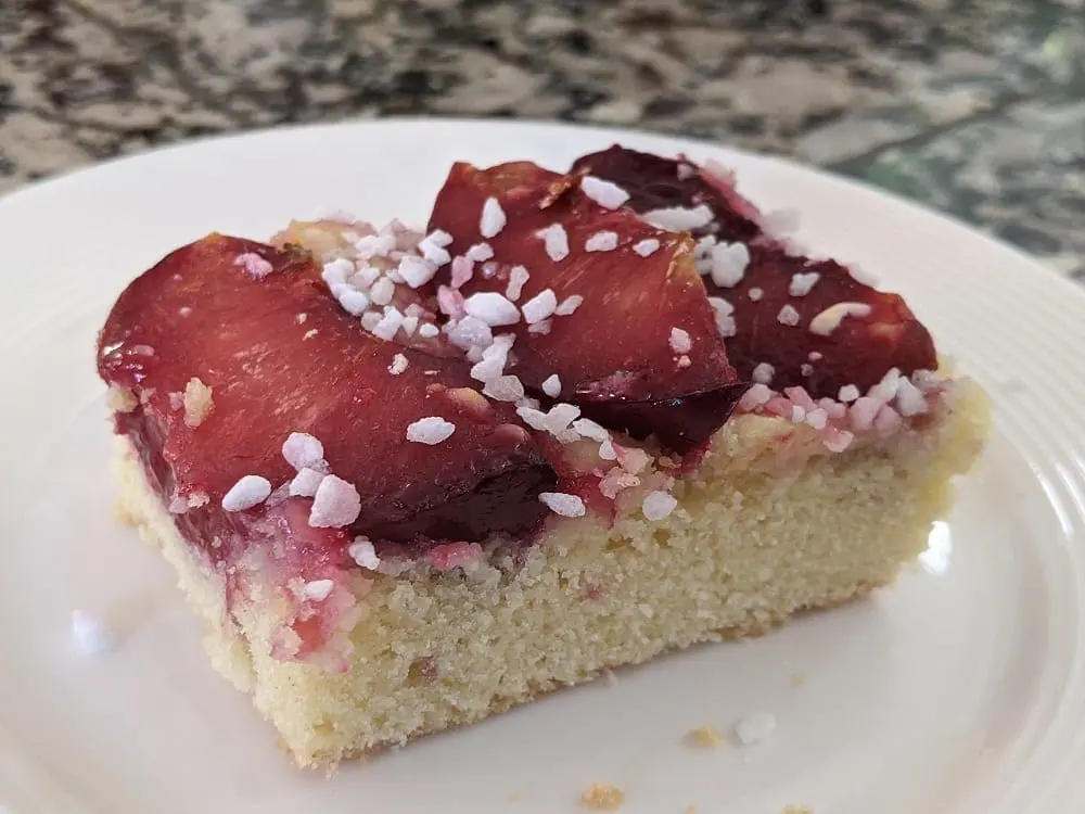 german plum sheet cake