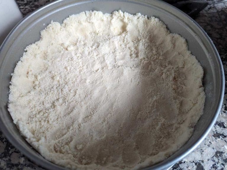 Easy as Pie! German Applesauce Cake Recipe with Streusel