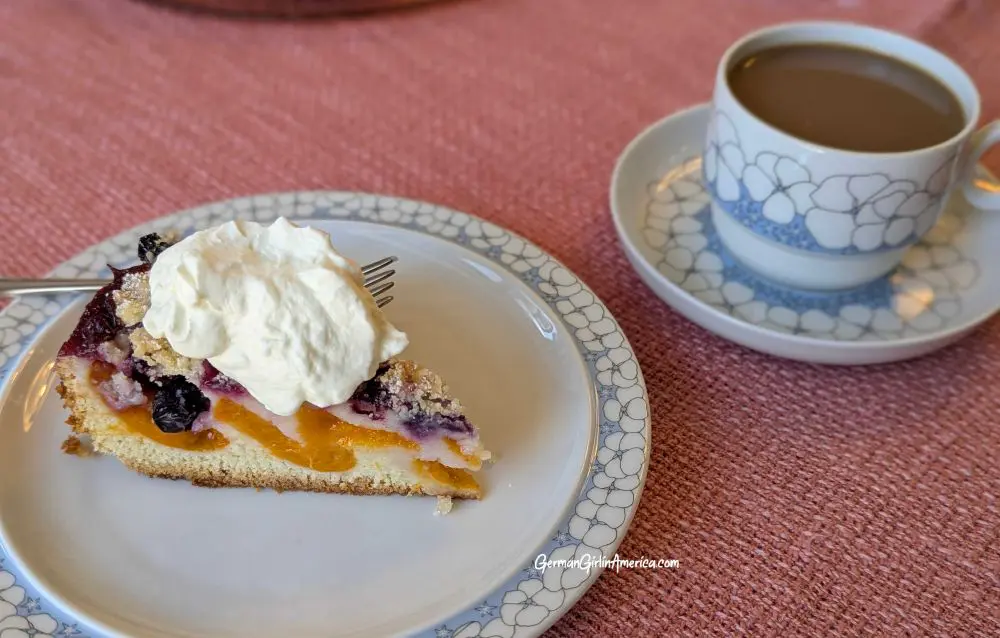 apricot blueberry streusel cake