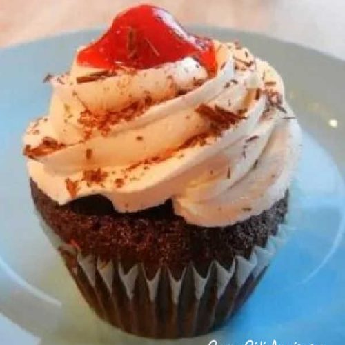 black forest cupcake