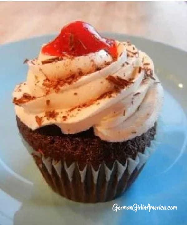 black forest cupcake