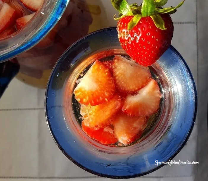 strawberry wine punch