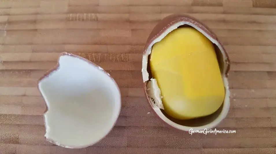 kinder surprise egg