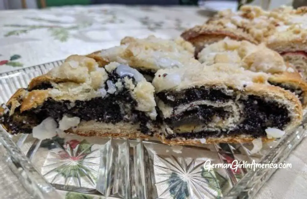 silesian poppy seed roll